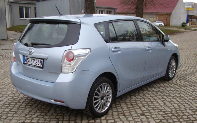 Toyota Verso cena 18900 przebieg: 258120, rok produkcji 2009 z Żerków małe 232